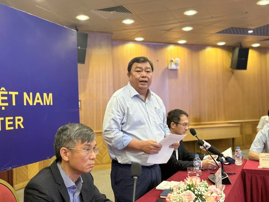 Ông Nguyễn Tô An, Phó Cục trưởng Cục Đăng kiểm Việt Nam cho biết tỉ lệ trượt kiểm định khí thải của xe xăng tăng gấp đôi, còn xe diesel tăng gấp 3 lần trên phạm vi toàn quốc