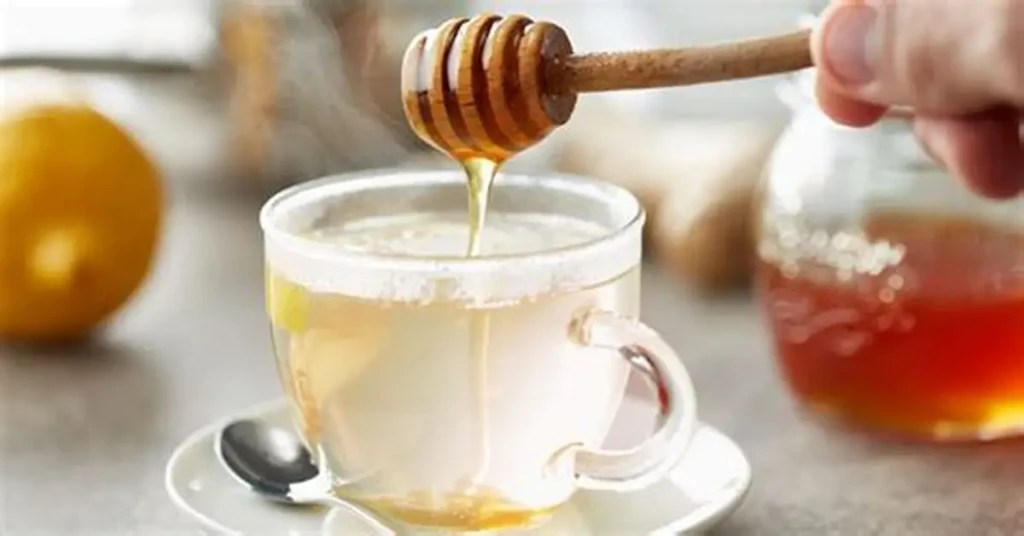 Mật ong giàu chất chống ô-xy hóa, góp phần tăng cường miễn dịch và cải thiện sức khỏe tổng thể (Ảnh: Sưu tầm)
