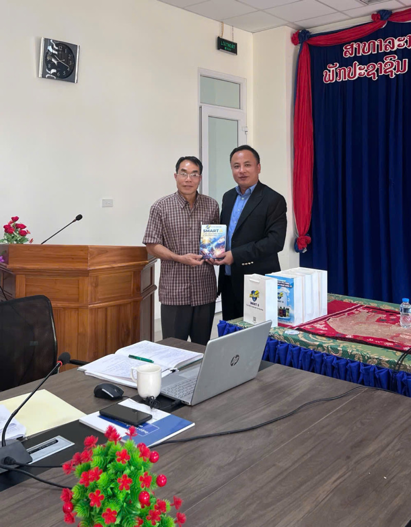 Ông Dr. Ai Phon LORSOMMA Phó giám đốc bệnh Viện tỉnh Hủa Phăn