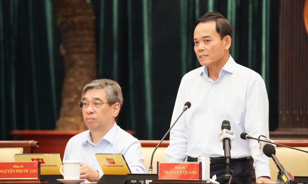 Bí thư Thành ủy Trần Lưu Quang phát biểu tại hội nghị Ban chấp hành Đảng bộ TP HCM, chiều 1/4 (Ảnh: TL)