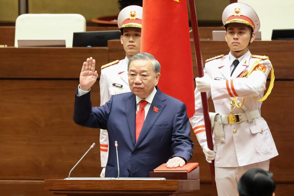 Tổng Bí thư, Chủ tịch nước Tô Lâm tuyên thệ (Ảnh: VGP/Nhật Bắc)