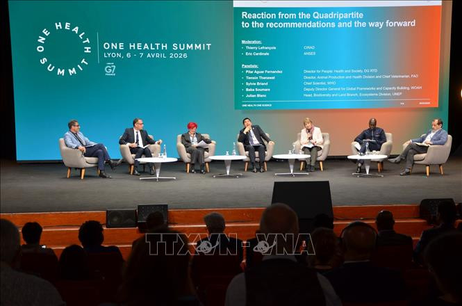 Hội thảo trong khuôn khổ Hội nghị thượng đỉnh “Một sức khỏe” (One Health Summit) được tổ chức từ ngày 5-7/4/2026 tại thành phố Lyon (Pháp). Ảnh: Hữu Chiến/PV TTXVN tại Pháp