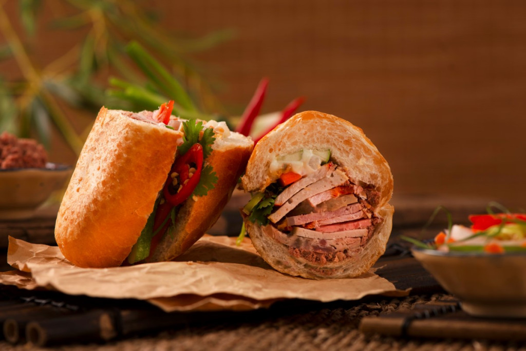 Không ăn bánh mì nếu có vị lạ (Ảnh: Sưu tầm)
