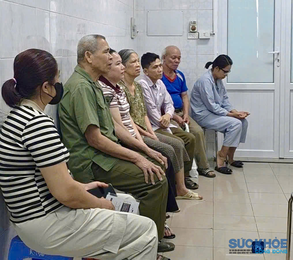 Bệnh nhân sau điều trị được khám lại kiểm tra sau phẫu thuật (ảnh: TL)