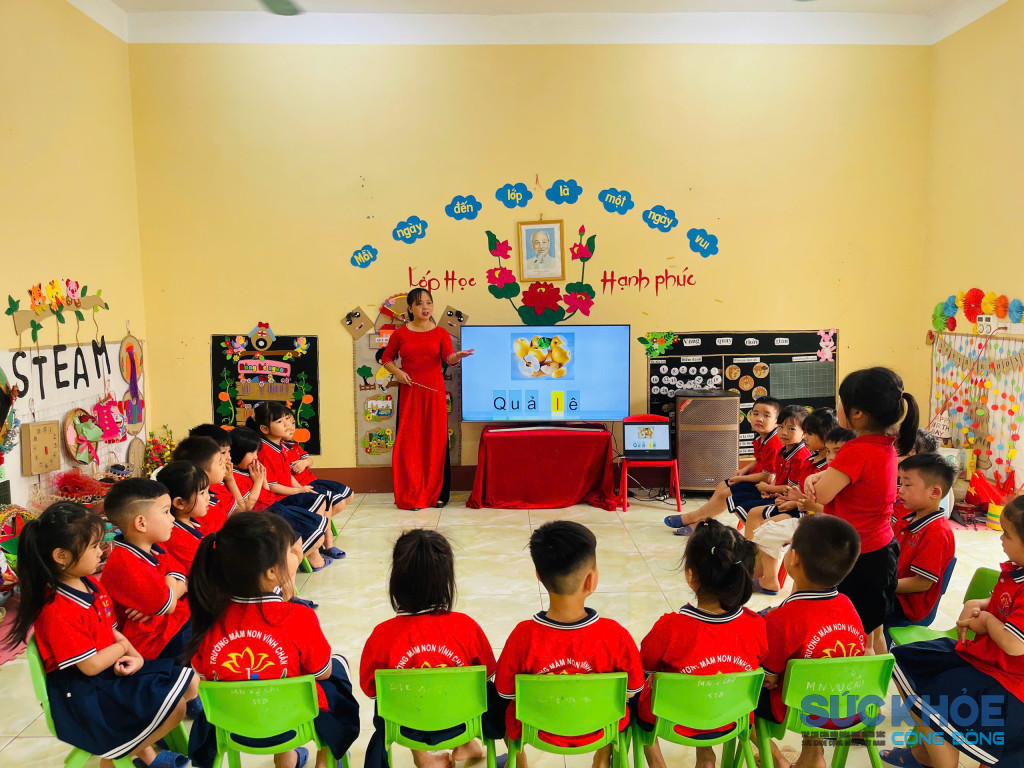 Giờ học của cô và trò trường Mầm non Vĩnh Chân (ảnh:TL)