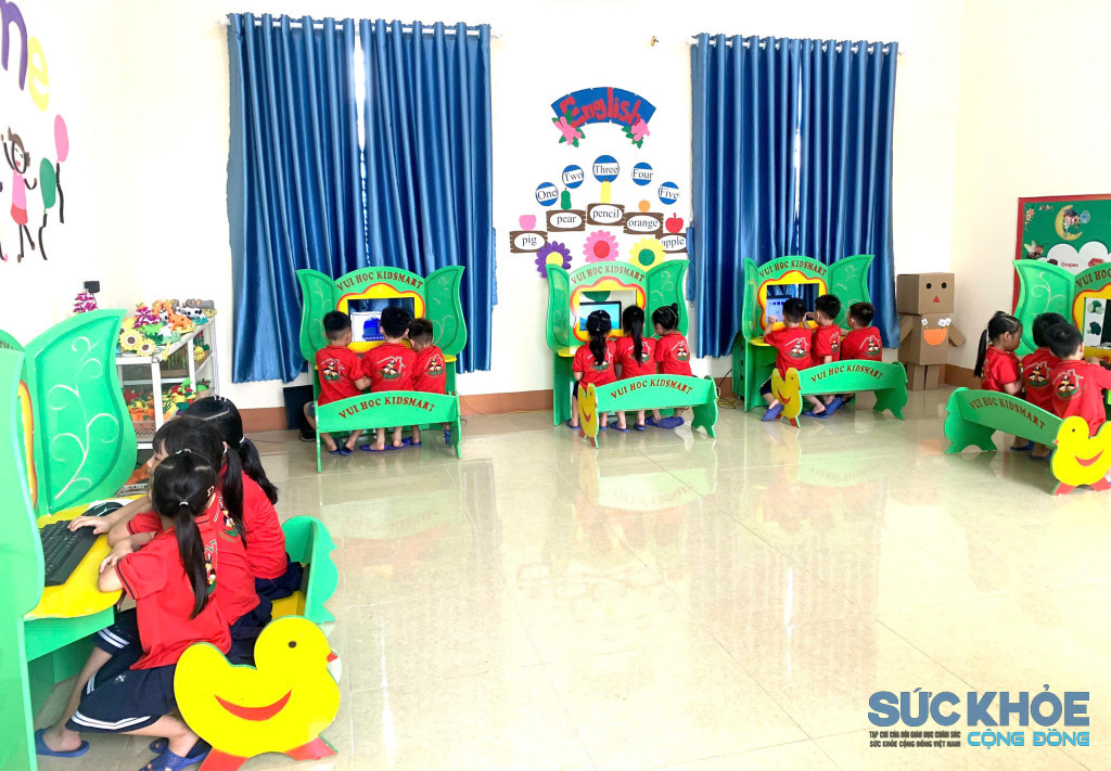 Phòng học máy tính được đầu tư từ nguồn xã hội hóa tại trường Mầm non Lam Sơn (ảnh: TL)