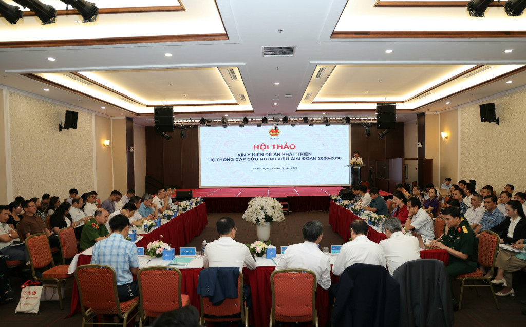 Toàn cảnh hội thảo góp ý Đề án Phát triển hệ thống cấp cứu ngoại viện giai đoạn 2026-2030 (Ảnh: VGP)