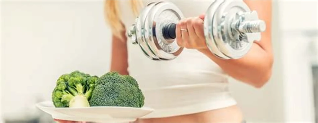 Bổ sung protein và tinh bột hợp lý sau tập giúp hỗ trợ phục hồi và phát triển cơ bắp (Ảnh: Sưu tầm)
