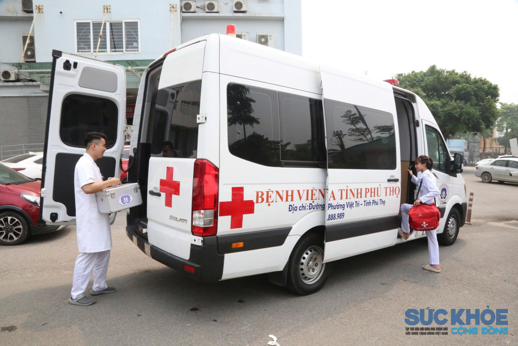 Bệnh viện Đa khoa tỉnh Phú Thọ chuẩn bị chu đáo nhân lực, phương tiện, trang thiết bị cấp cứu, sẵn sàng hỗ trợ khi có yêu cầu (ảnh:TL)