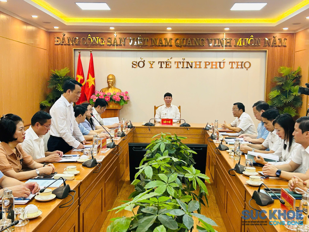 Lãnh đạo Chi cục an toàn thực phẩm phát biểu tại Hội nghị phổ biến công tác triển khai “Tháng hành động vì
an toàn thực phẩm” trên địa bàn tỉnh Phú Thọ năm 2026 (ảnh:TL)