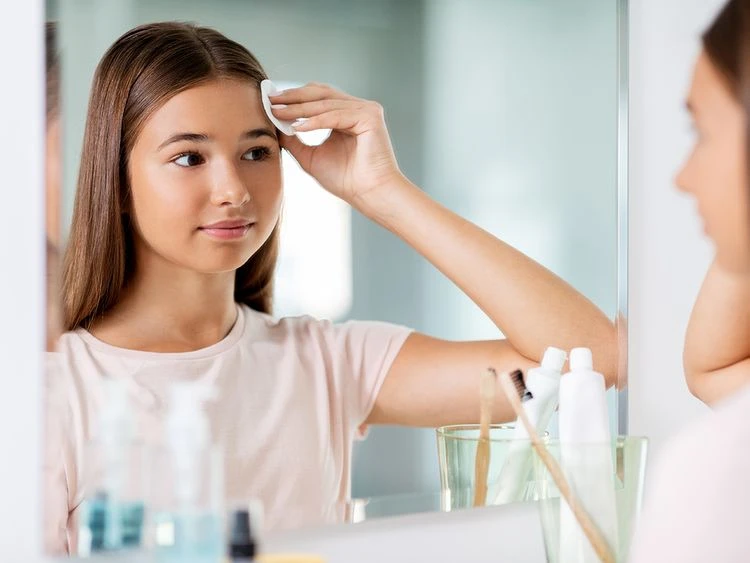 Làm sạch da vô cùn cần thiết (Ảnh: Sưu tầm)