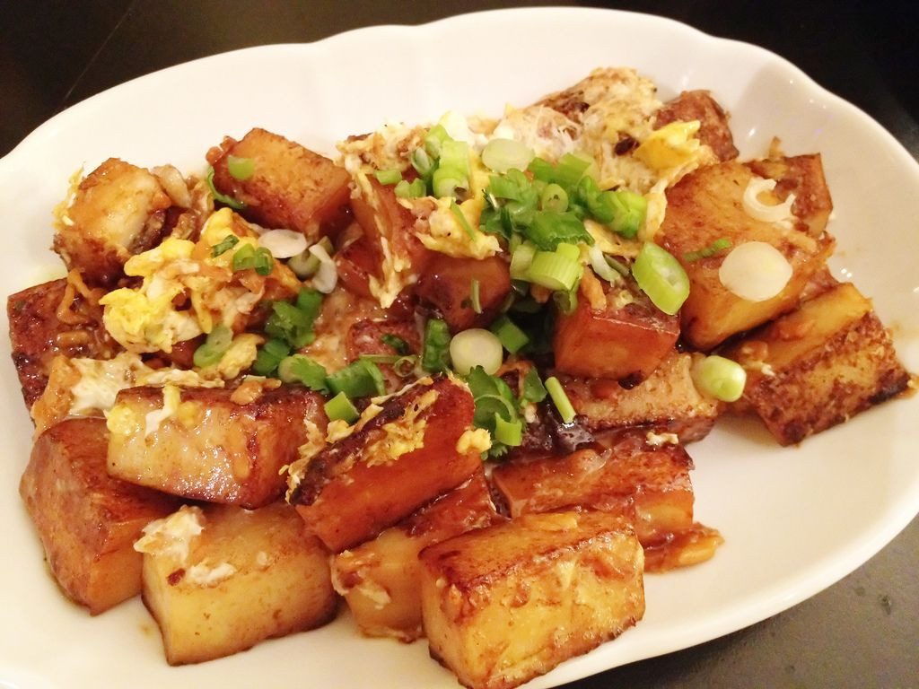 Bột chiên truyền thống thơm ngon (Ảnh: Sưu tầm)