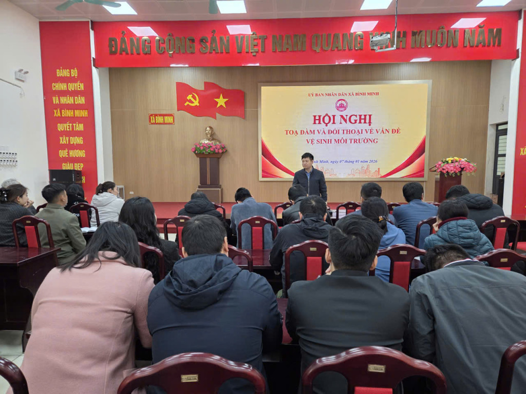 UBND xã Bình Minh đã tổ chức hội nghị toạ đàm và đối thoại về vấn đề vệ sinh môi trường trên địa bàn xã