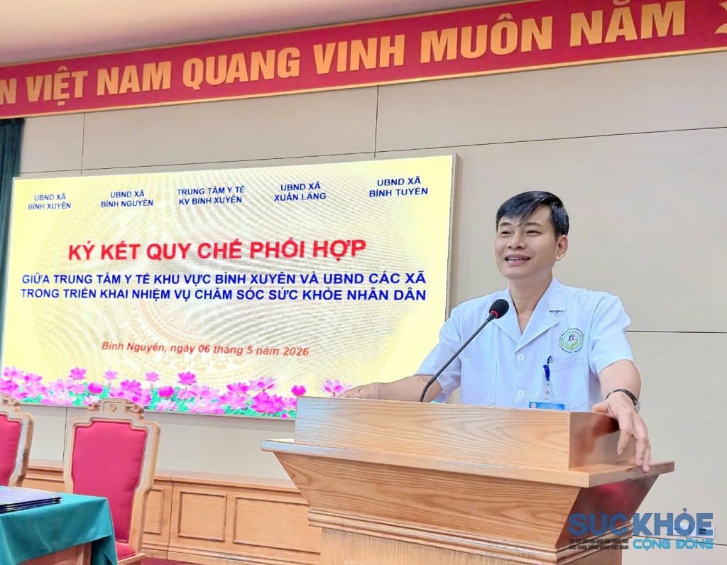 TTUT, BSCKII Phan Kim Trọng - Bí thư Chi bộ, Giám đốc Trung tâm Y tế khu vực Bình Xuyên phát biểu khai mạc Hội nghị (ảnh:TL)