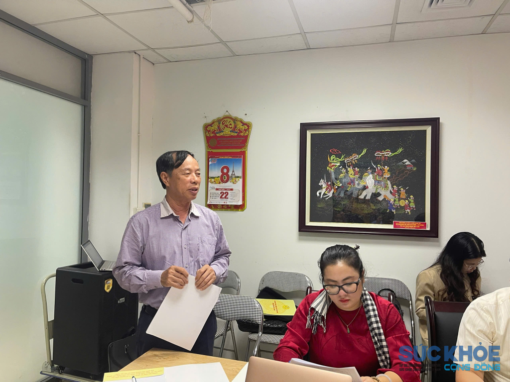 Ông Phạm Công Bổng – Uỷ viên thường vụ - Trưởng Ban Tổ chức, Chánh văn phòng Trung ương Hội tóm tắt báo cáo tình hình các viện và trung tâm trực thuộc Trung ương Hội