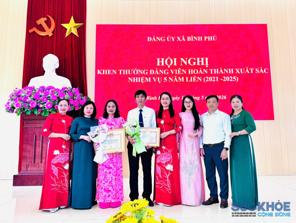 Chúc mừng Đảng viên hoàn thành xuất sắc nhiệm vụ 5 năm 2021 - 2025 (ảnh:TL)
