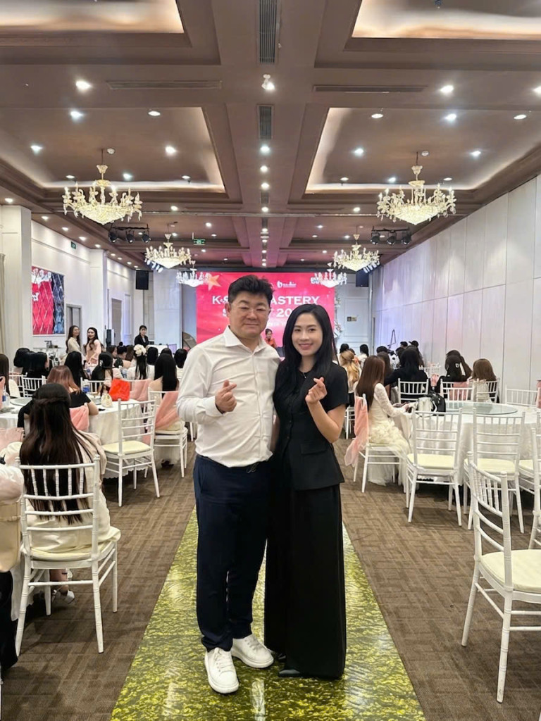 Những hoạt động chuyên môn và giao lưu tại K-Skin Mastery Summit giúp người làm nghề mở rộng góc nhìn và học hỏi thêm từ cộng đồng (Ảnh: BTC)