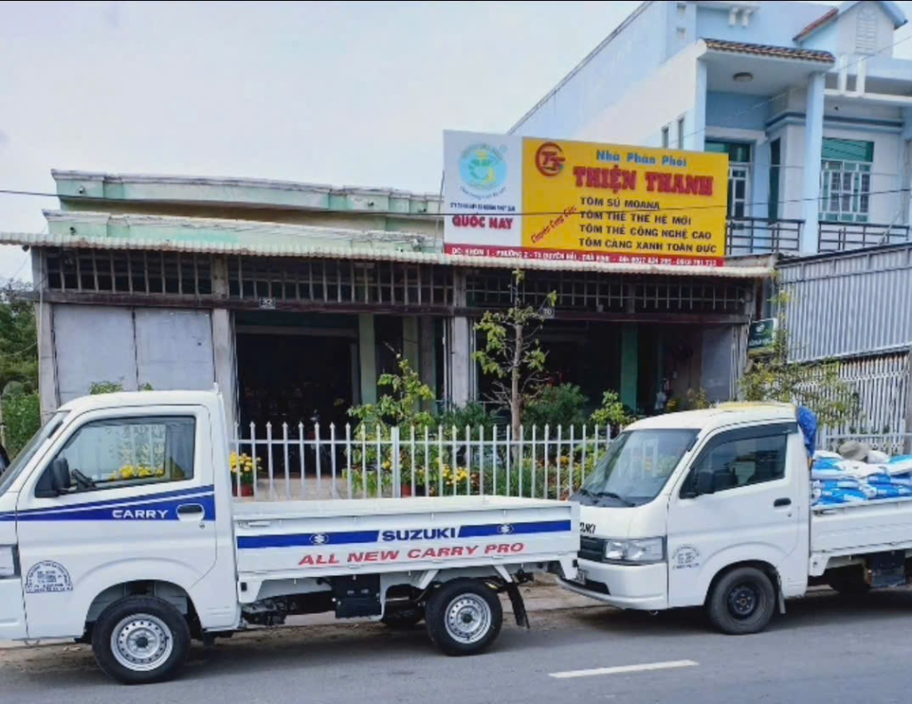 những chuyến thức an chuyển tới bà con nông dân chăn nuôi tôm