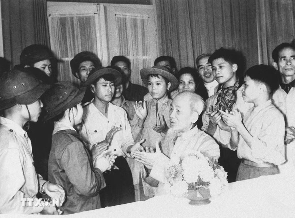 ttxvn-1405-chu-tich-ho-chi-minh