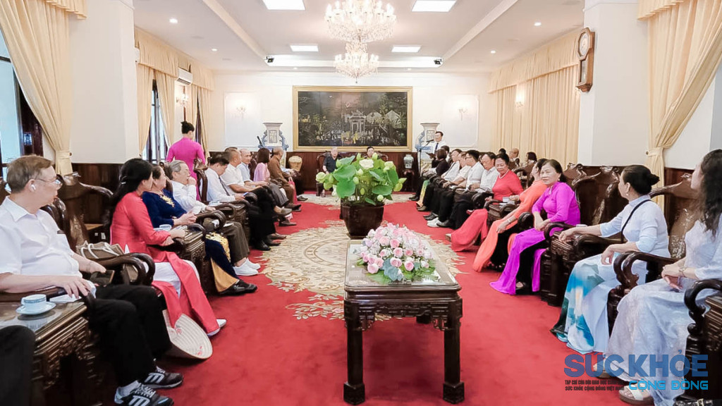  Đoàn đại biểu Trung ương Hội Giáo dục chăm sóc sức khỏe cộng đồng Việt Nam (Ảnh: Trần Tiến)