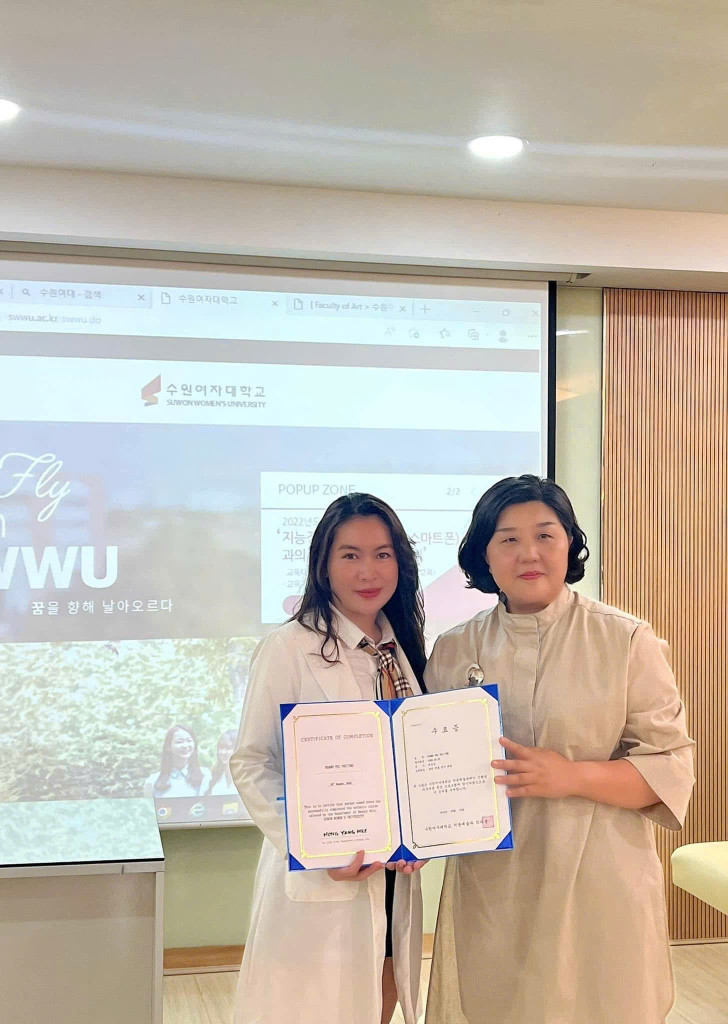 Học liên tục là cách chị giữ cho kiến thức nghề luôn mới và có nền tảng (Ảnh: BTC)