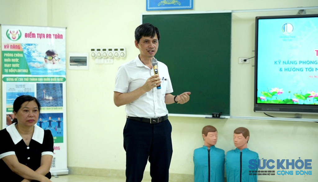 Lãnh đạo nhà trường khẳng định sẽ tiếp tục đồng hành, phối hợp lan tỏa sâu rộng kiến thức, kỹ năng an toàn tới phụ huynh và học sinh thông qua nhiều chương trình tập huấn thiết thực trong thời gian tới.