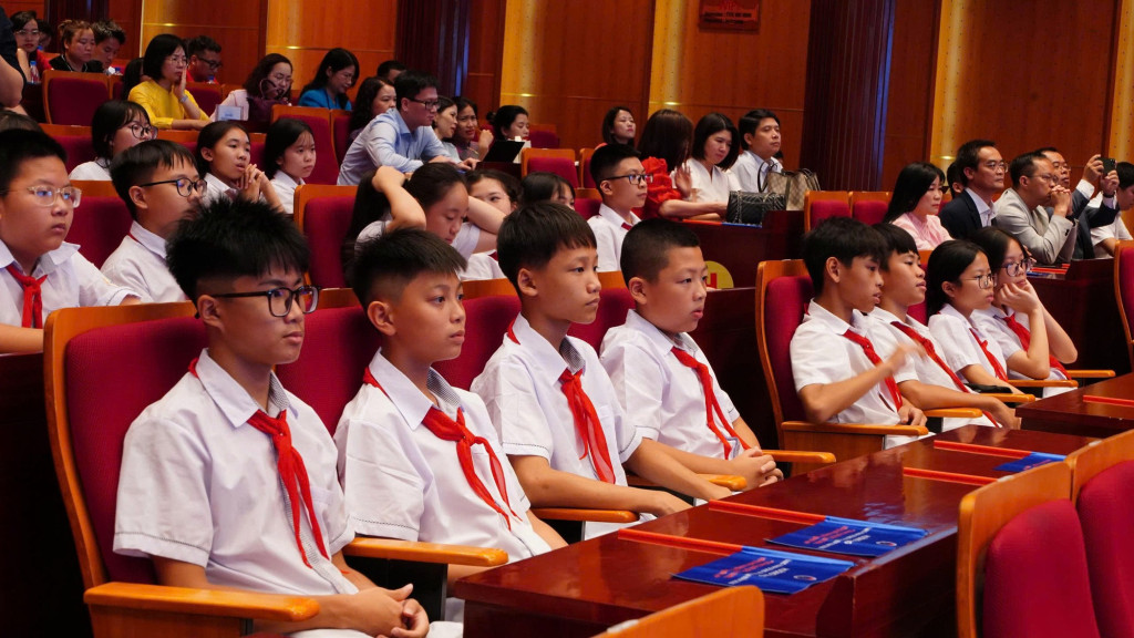Đầu tư cho trẻ em chính là đầu tư cho sự phát triển nhanh và bền vững của Quốc gia (Ảnh: VGP)