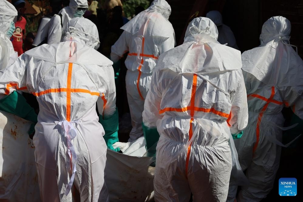 Cộng hòa Dân chủ Congo tăng cường giám sát trong ứng phó với dịch Ebola, đến nay đã xác định được hơn 900 trường hợp nghi nhiễm, trong đó có 101 trường hợp được xác nhận (Ảnh: Tân Hoa Xã)