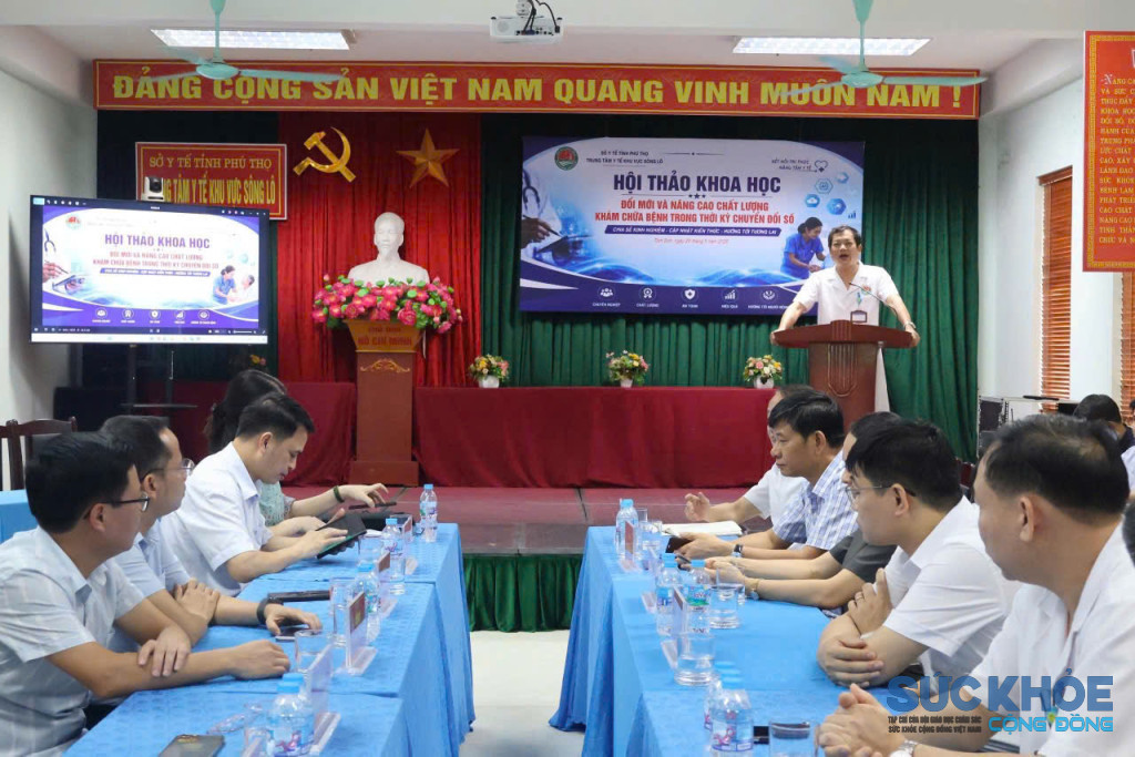 Ông Nguyên Tuấn Minh, Giám đốc Trung tâm Y tế khu vực Sông Lô phát biểu tại hội thảo (ảnh: Đình Thơm )