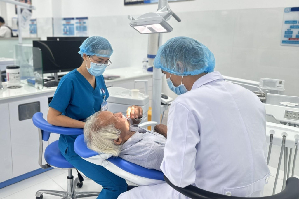 TP. Hồ Chí Minh siết quản lý phòng khám nha khoa để bảo đảm an toàn cho người bệnh (Ảnh minh họa)