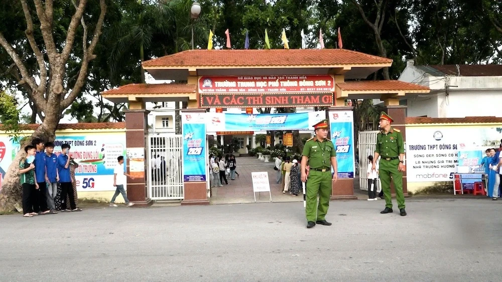 Điểm thi Trường THPT Đông Sơn 2 - một trong các điểm thi của Kỳ thi tuyển sinh lớp 10 THPT công lập năm học 2026-2027 (Ảnh: Tô Hà)