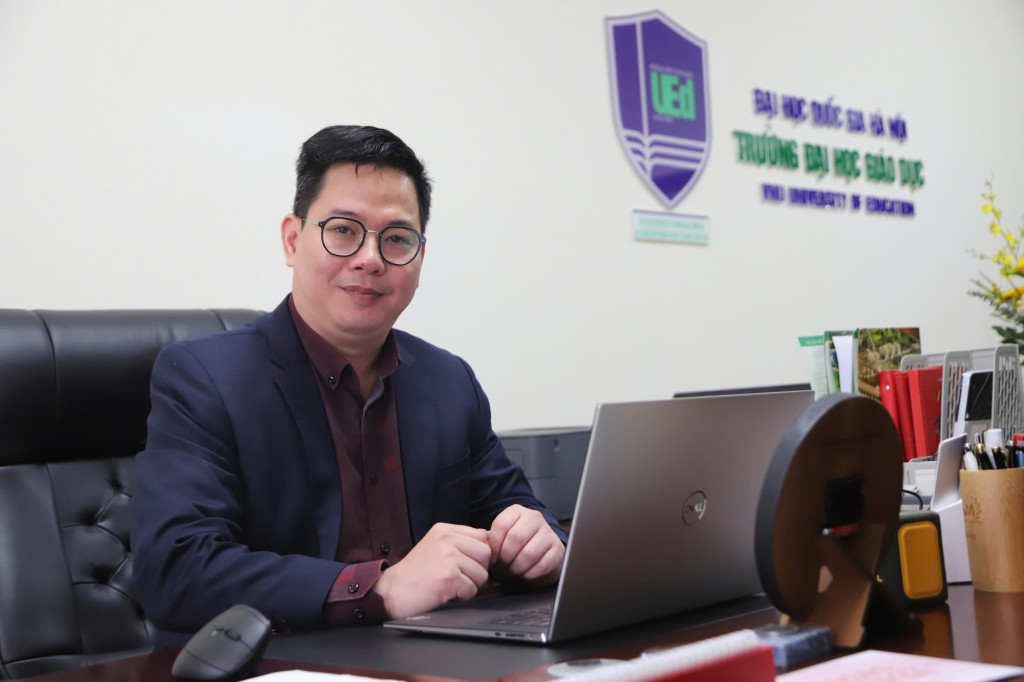 PGS.TS Trần Thành Nam nhấn mạnh, điểm tích cực nhất của quy định mới là sự thay đổi về tư duy (Ảnh: VGP/Thu Trang)