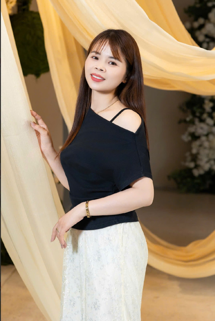 Vẻ đẹp mềm mại, nữ tính - tinh thần thẩm mỹ mà chị luôn trân trọng trong từng layout trang điểm (Ảnh: BTC)