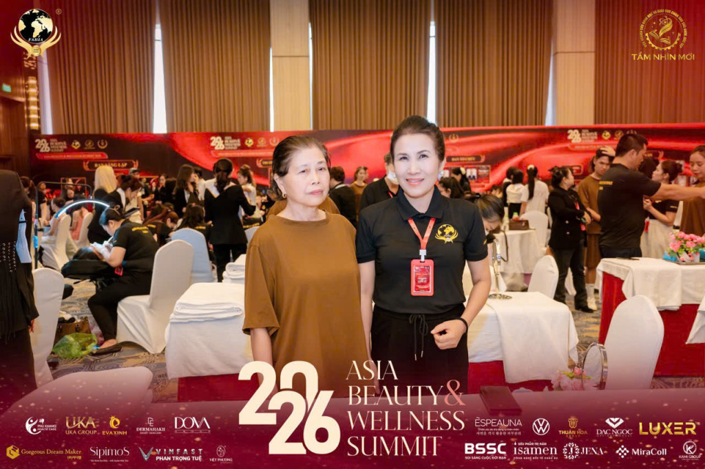 Khoảnh khắc thân tình trong không gian FABIA 2026 (Ảnh: BTC)