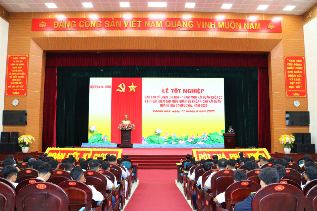 hinh-5-quang-canh-buoi-le