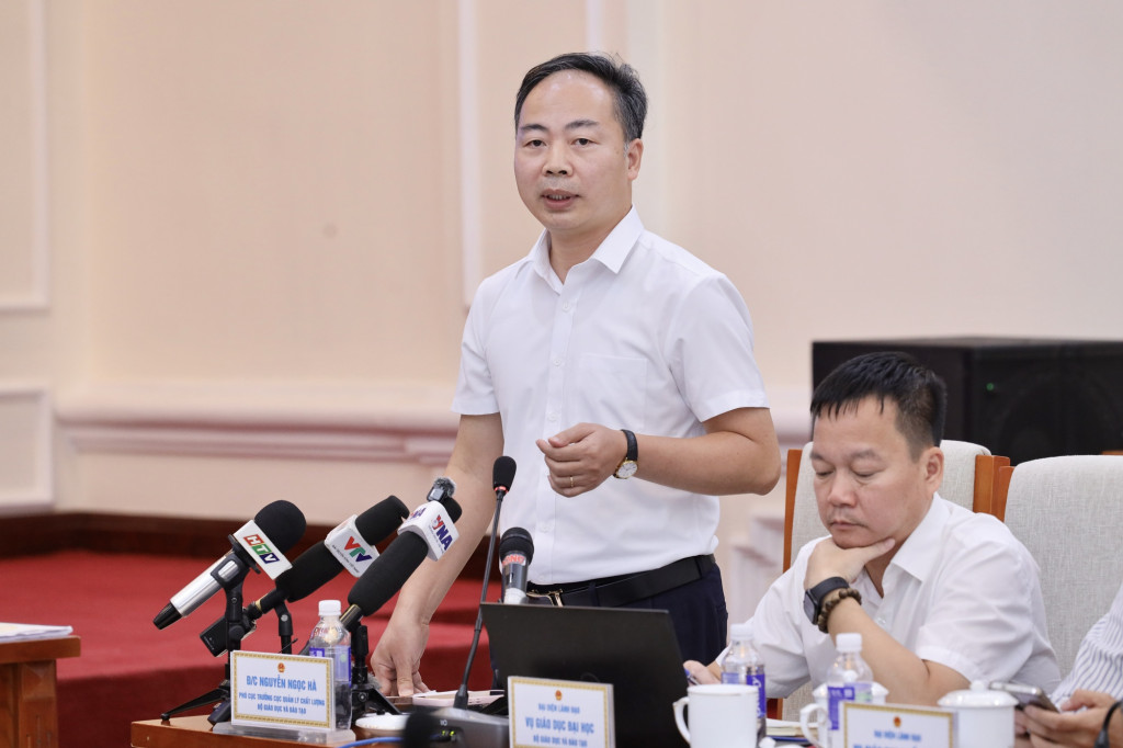 GS.TS Nguyễn Ngọc Hà giải thích về những thắc xoay quanh môn Ngữ văn