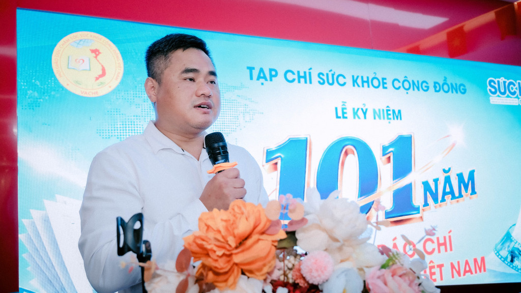 Ông Trần Mạnh Đức Trưởng Ban Phát triển cộng đồng phát biểu (Ảnh: Trần Tiến)