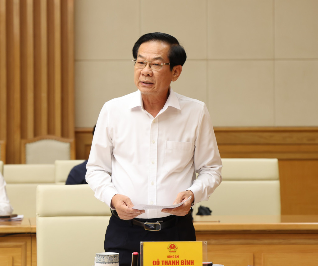 Bộ trưởng Bộ Nội vụ Đỗ Thanh Bình báo cáo tại Hội nghị (Ảnh:VGP/Thu Giang)