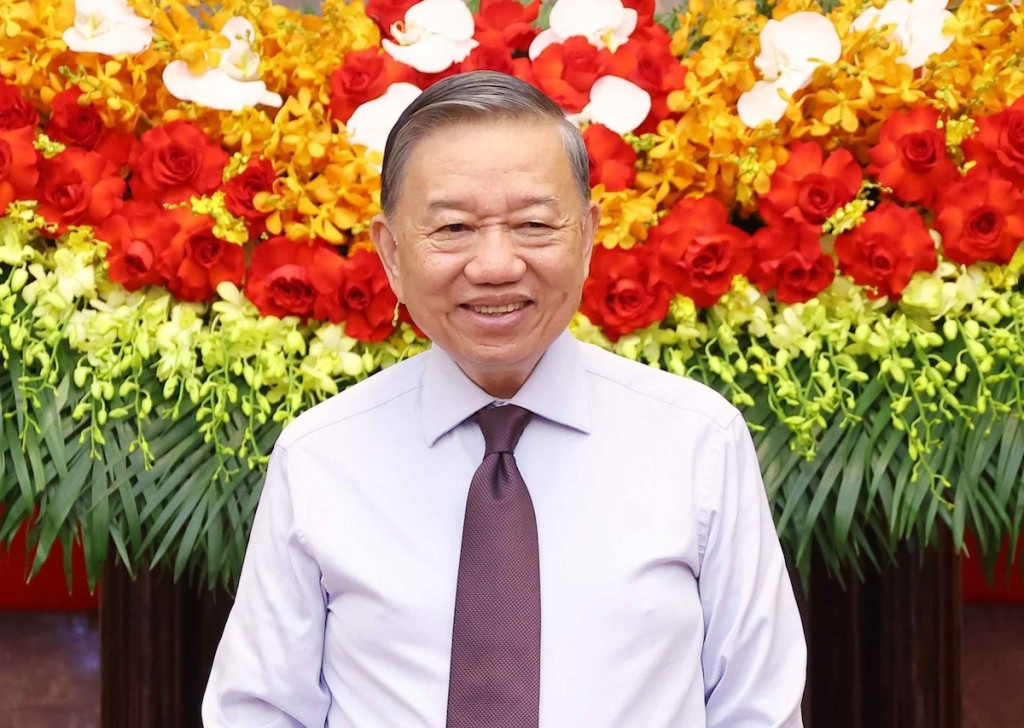Tổng Bí thư, Chủ tịch nước Tô Lâm phát biểu tại cuộc gặp mặt 101 nhà báo tiêu biểu đoạt Giải báo chí quốc gia qua các năm nhân kỷ niệm 101 năm Ngày Báo chí cách mạng Việt Nam ngày 16/6/2026 (Ảnh: TTXVN)