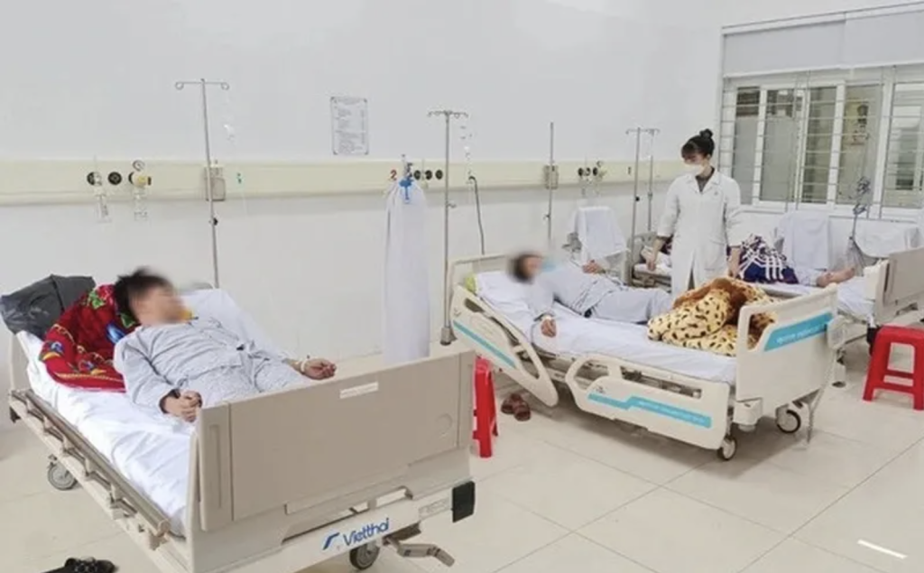 4 học sinh tại TP.Hạ Long, tỉnh Quảng Ninh nhập viện do hút thuốc lá điện tử hôm 12/4