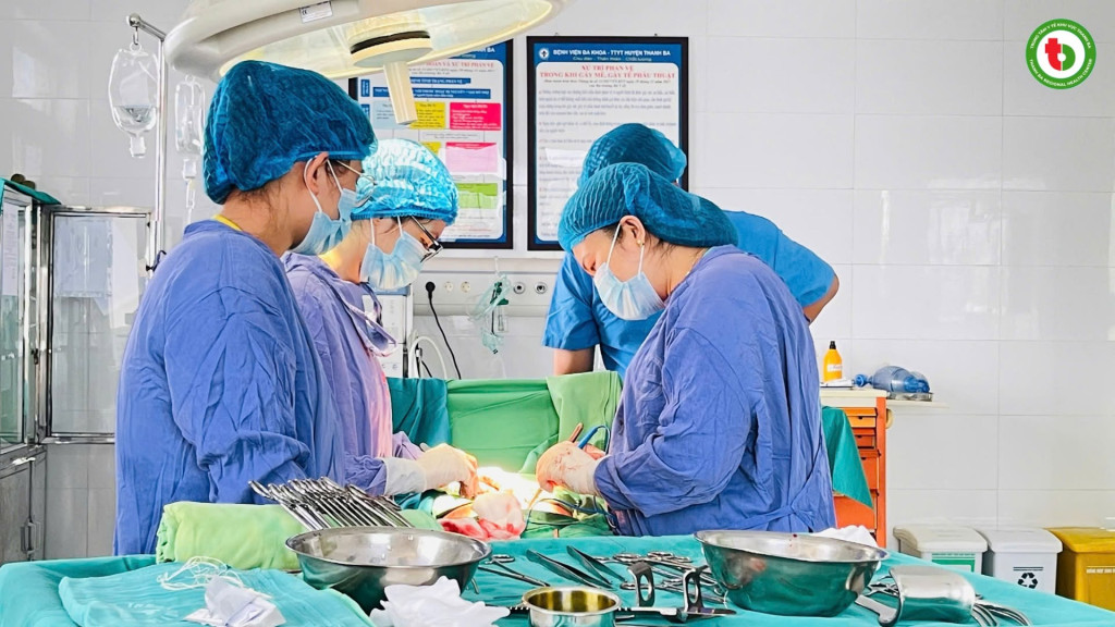 Những ca phẫu thuật nhờ kỹ thật cao tại TTYT khu vực Thanh Ba (ảnh: TL)