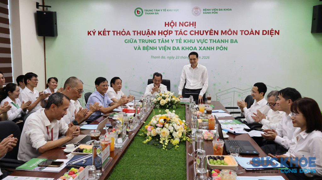 Lãnh đạo bệnh viên đa kho Xanh Pôn phát biểu tại hội nghị ký kết (ảnh: TL)