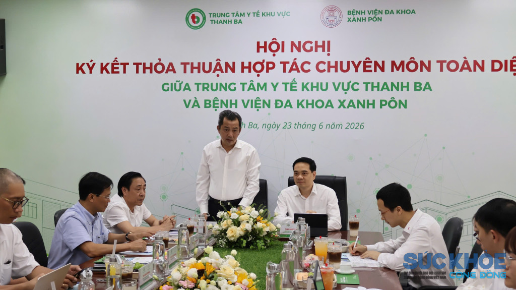 Lãnh đạo TTYT Khu vực Thanh Ba phát biểu tại Hội nghị ký kết thỏa thuận hợp tác (ảnh: TL)