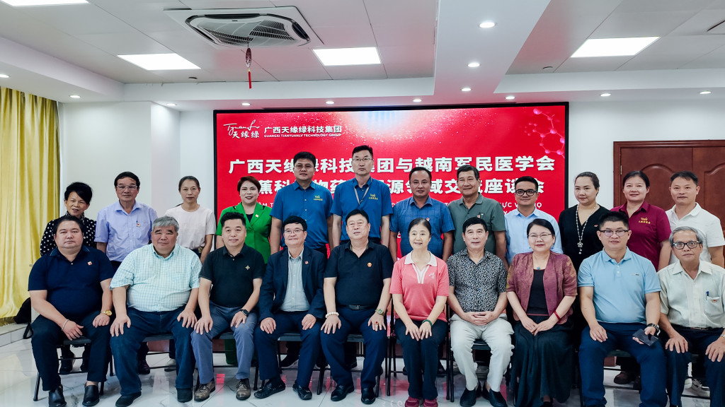 hoi-quan-dan-y-viet-nam-khao-sat-tai-quang-tay-2