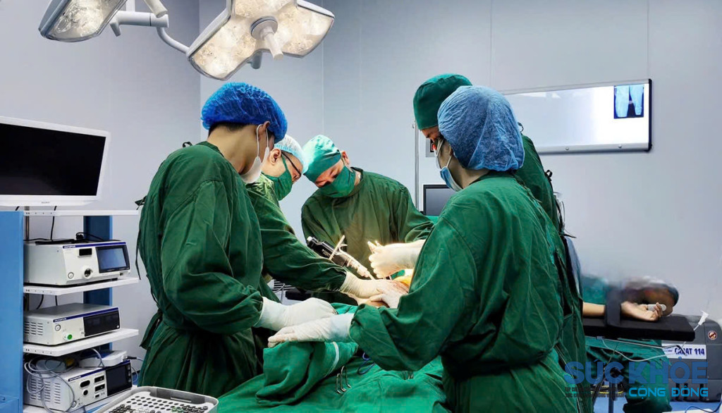 Bệnh nhi N.V.M., trú tại xã Liên Châu (Phú Thọ) được đội ngũ y bác sĩ phẫu thuật thành công (ảnh: TL)