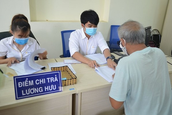 ừ ngày 1/7, lương hưu, trợ cấp bảo hiểm xã hội và trợ cấp hằng tháng được điều chỉnh tăng 8% (Ảnh minh hoạ)