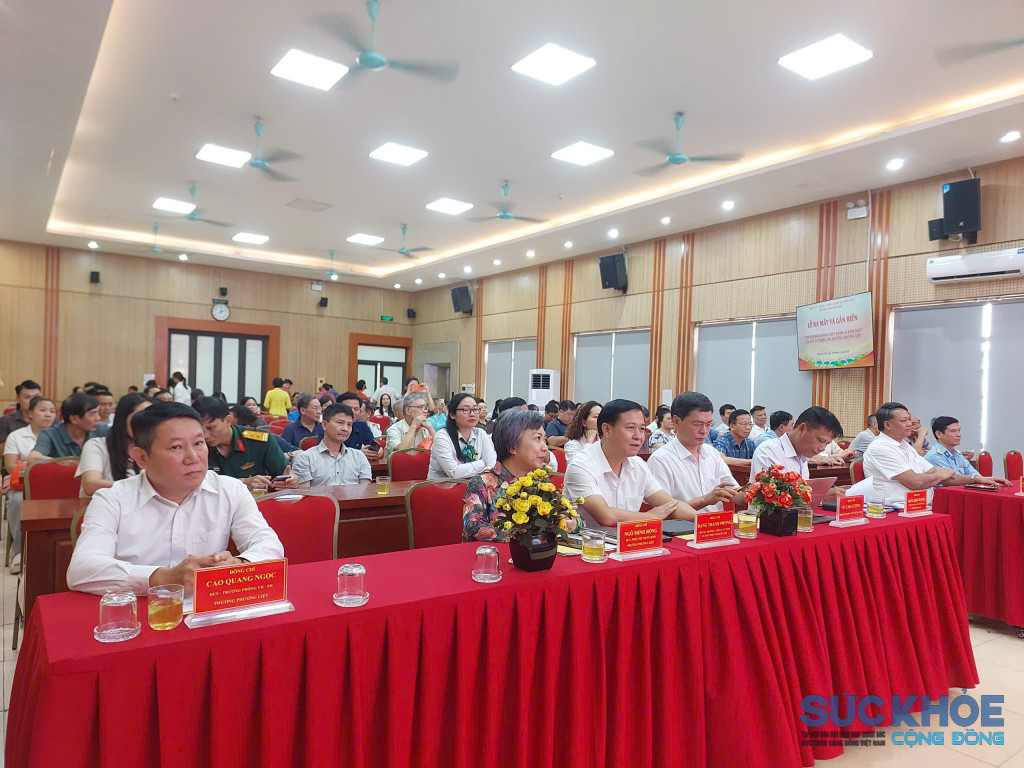 Các đại biểu tham dự 