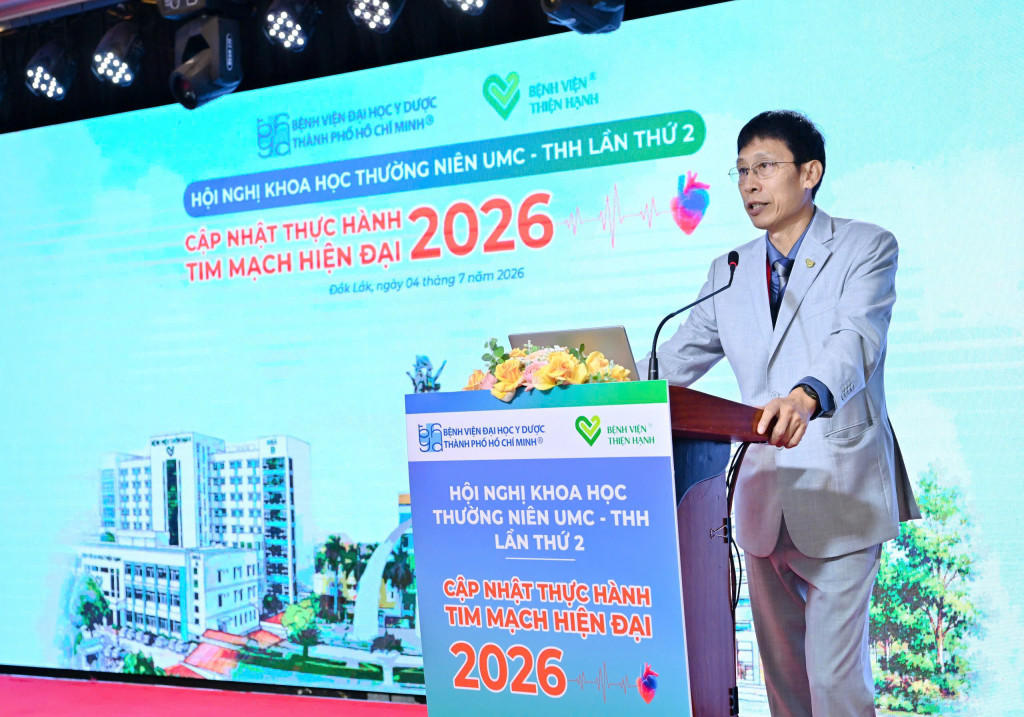 BSCKI Trần Minh Đẩu - Chủ tịch Hội đồng thành viên Công ty TNHH Bệnh viện đa khoa Thiện Hạnh phát biểu khai mạc Hội nghị (Ảnh: Nguyễn Tuấn) 