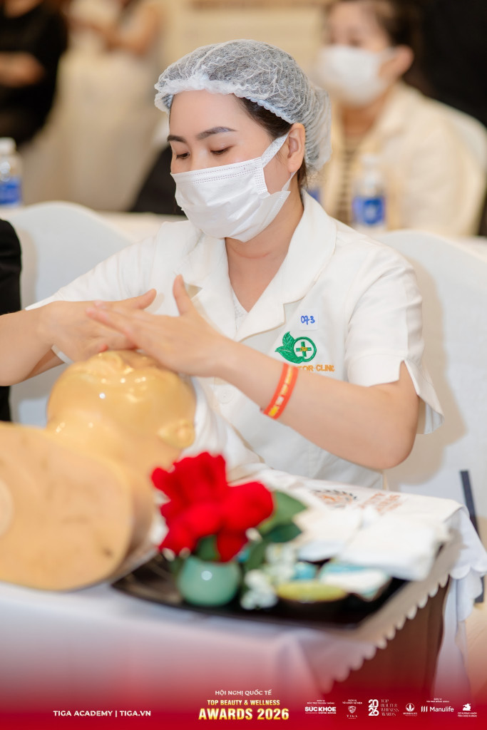 Chủ Spa phô diễn kỹ năng chuyên nghiệp với sự chuẩn bị chỉnh chu của BTC