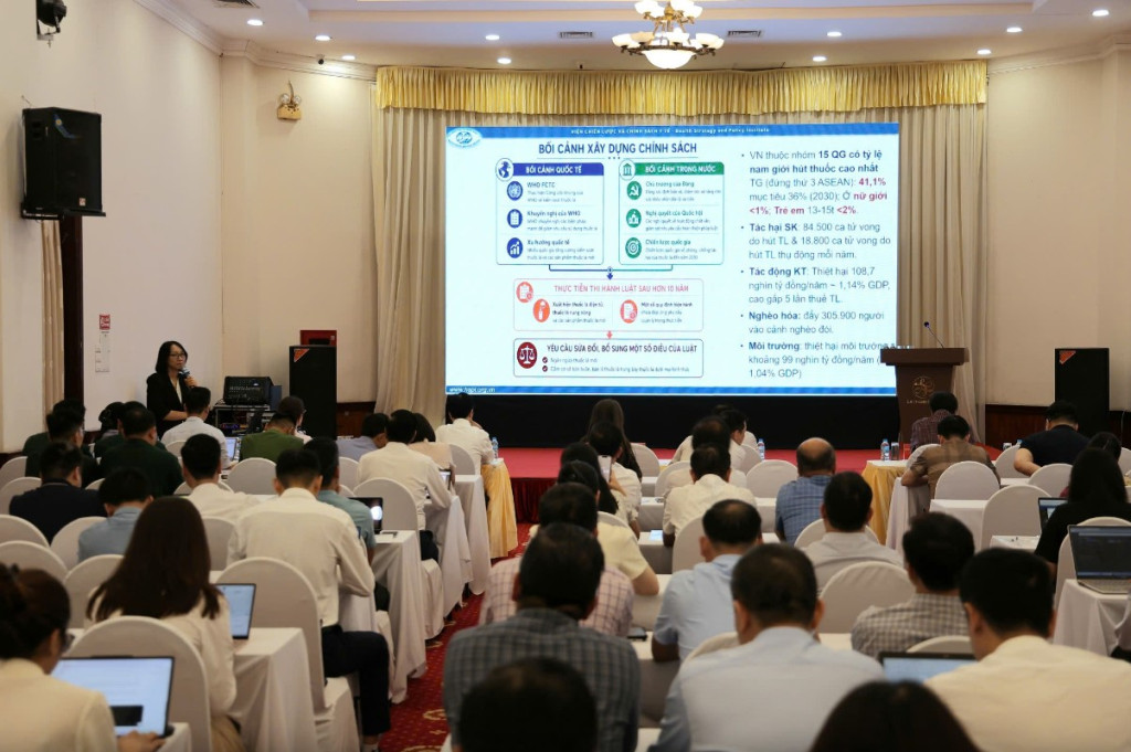 Bà Nguyễn Việt Hà - Viện Chiến lược và Chính sách y tế (Bộ Y tế), cho biết Việt Nam phát biểu tại sự kiện (Ảnh: Bộ Y tế)